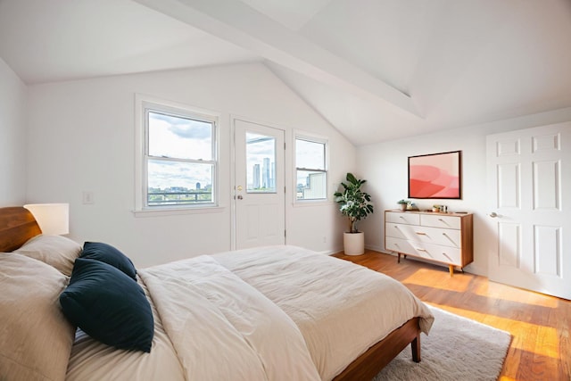 186 Wayne St Unit 423D, Jersey City, NJ 07302 - bedroom with vaulted ceiling and light wood-type flooring