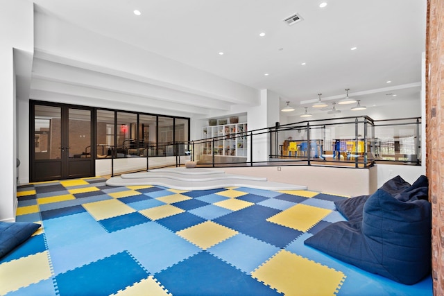 community lobby featuring visible vents