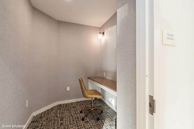 425 3rd St Unit 318, Jersey City, NJ 07302 - unfurnished office with built in desk and baseboards