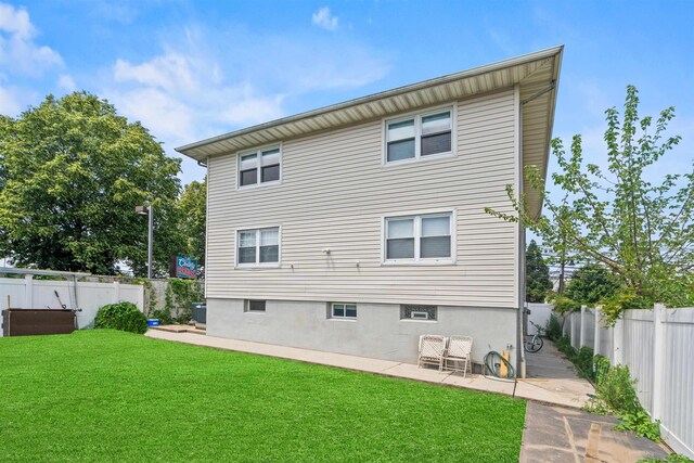 70 County Ave, Secaucus, NJ 07094 - back of property featuring a patio