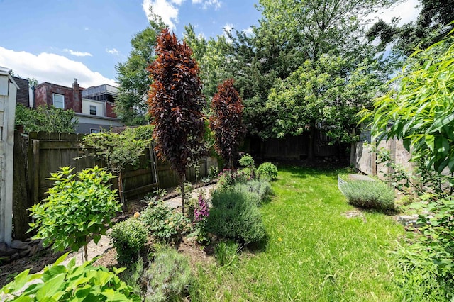 235 Sherman Ave, Jersey City, NJ 07307 - view of yard
