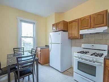 50 Spruce St, Jersey City, NJ 07306 - photo 7