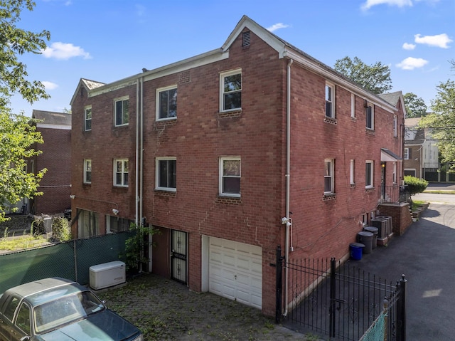 168 Tuxedo Pkwy, Newark, NJ 07106 - photo 41