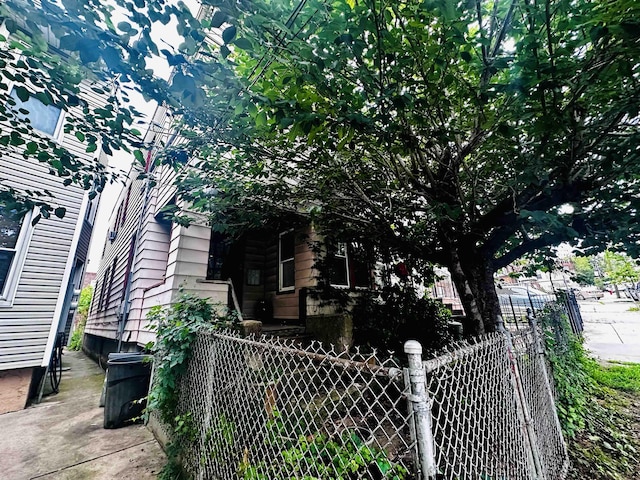 34 Cliff St, Jersey City, NJ 07306 - photo 1