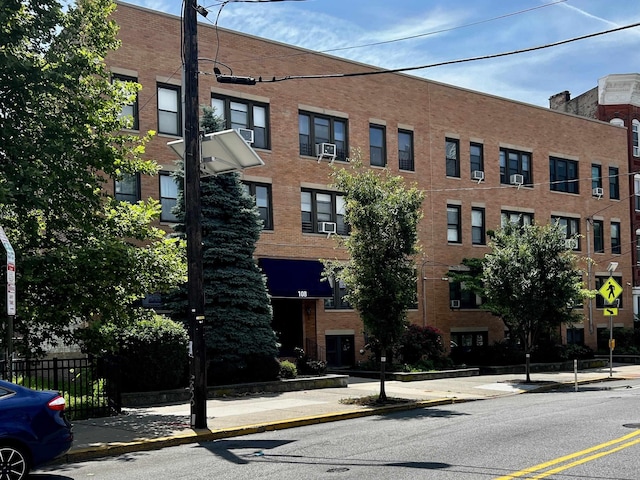 108 Palisade Ave Unit A5, Jersey City, NJ 07306 - view of building exterior