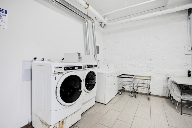 315 56th St Unit C1, West New York, NJ 07093 - community laundry with washer and clothes dryer