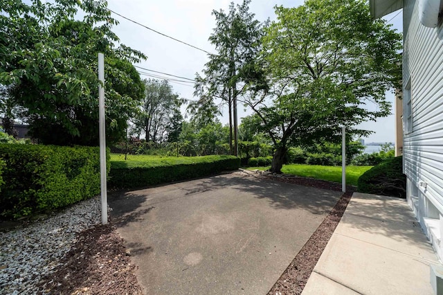 166 W 37th St, Bayonne, NJ 07086 - view of patio / terrace