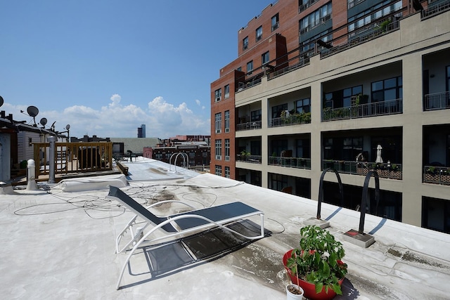 212 9th St Unit 4B, Jersey City, NJ 07302 - exterior space