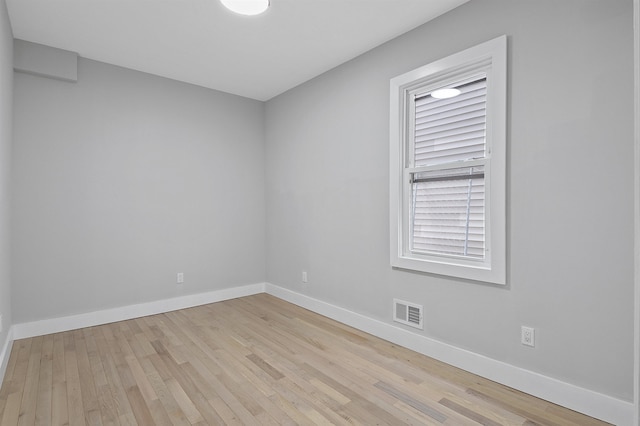 95 Claremont Ave, Jersey City, NJ 07304 - unfurnished room featuring light wood finished floors and baseboards