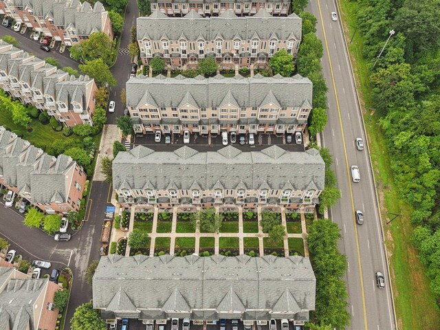 313 Midland Ct, West New York, NJ 07093