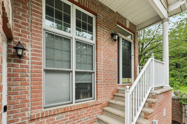 313 Midland Ct, West New York, NJ 07093