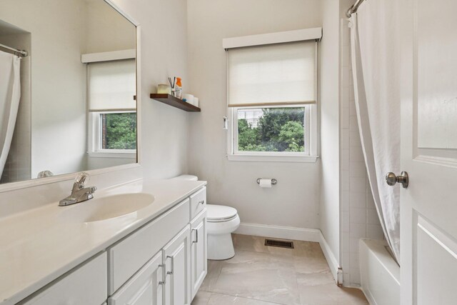 313 Midland Ct, West New York, NJ 07093