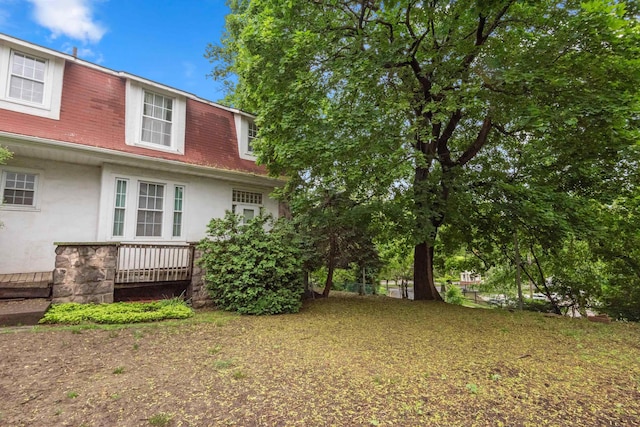 1208 River Rd, Edgewater, NJ 07020 - view of yard