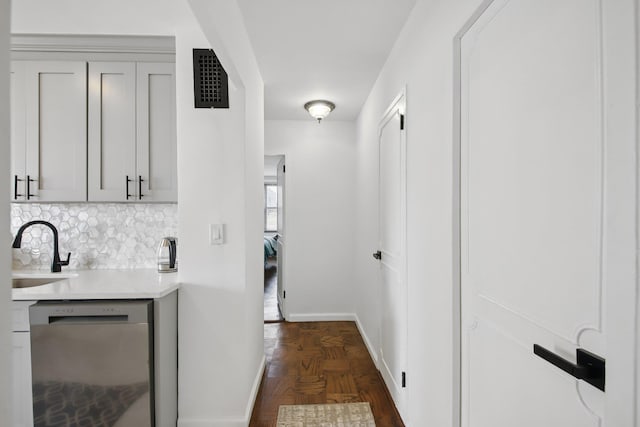 10 Huron Ave Unit 11D, Jersey City, NJ 07306 - hallway featuring a sink and baseboards