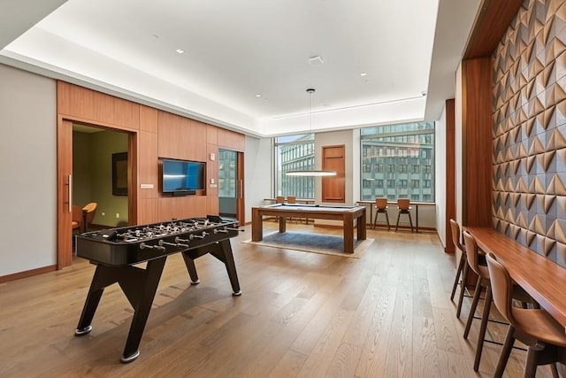 99 Hudson St Unit 601, Jersey City, NJ 07302 - rec room featuring light wood finished floors, billiards, and baseboards