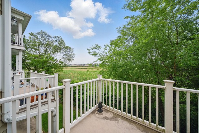 28 Creekside Ct Unit 28, Secaucus, NJ 07094 - view of balcony