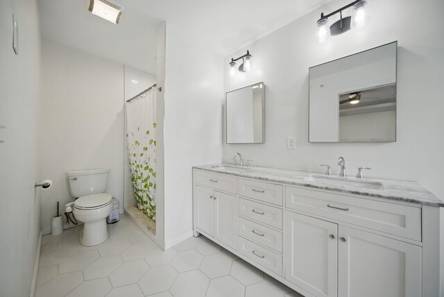 28 Creekside Ct Unit 28, Secaucus, NJ 07094 - full bath featuring toilet, double vanity, baseboards, tile patterned flooring, and a shower with shower curtain