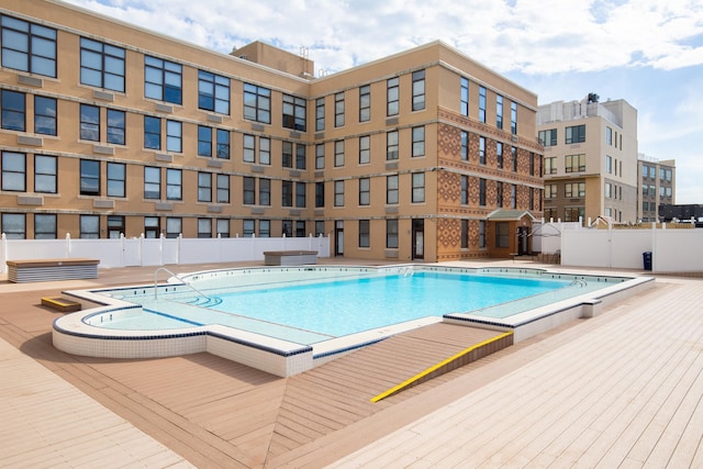 96 Tidewater St Unit 1G, Jersey City, NJ 07302 - view of community pool