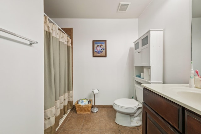 265 Custer Ave Unit 103, Jersey City, NJ 07305 - full bath featuring vanity, tile patterned flooring, and a shower with curtain