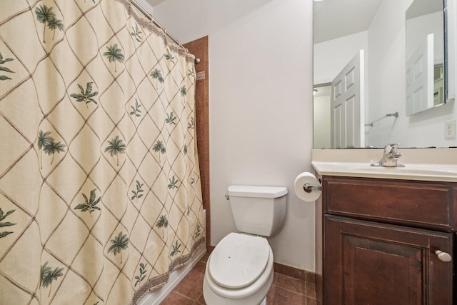 265 Custer Ave Unit 103, Jersey City, NJ 07305 - full bath featuring vanity, tile patterned floors, and a shower with curtain