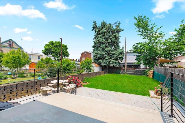 618 17th St, Union City, NJ 07087 - fenced backyard featuring a patio area