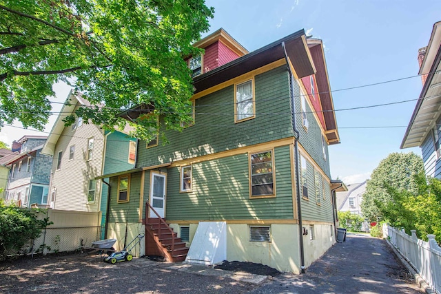 68 Osborne St, Glen Ridge, NJ 07028 - rear view of house with entry steps