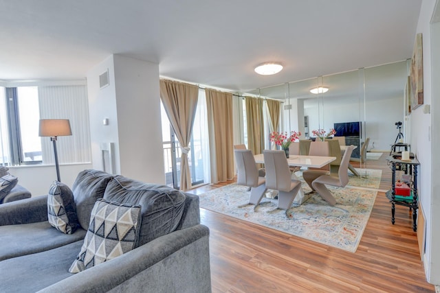 530 Harmon Cove Tower 530, Secaucus, NJ 07094 - photo 2