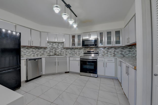 530 Harmon Cove Tower 530, Secaucus, NJ 07094 - photo 10