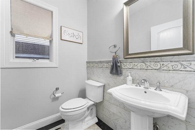 405 Commercial Ave, Cliffside Park, NJ 07010 - bathroom with toilet and tile walls
