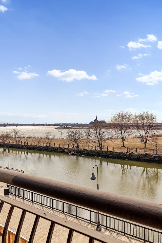 174 Washington St Unit 2K, Jersey City, NJ 07302 - water view
