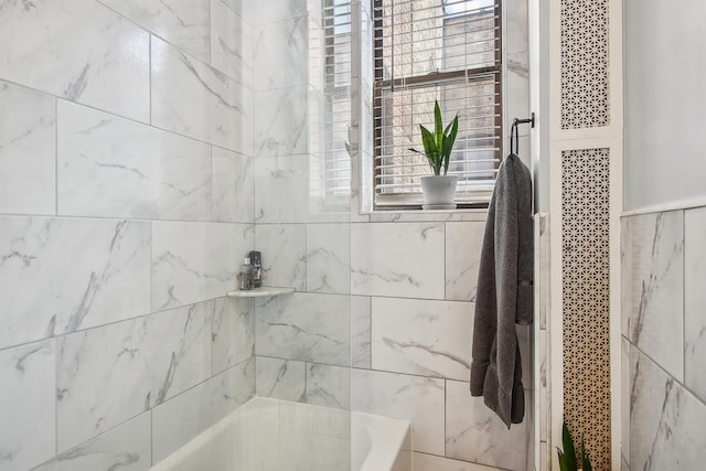 527 34th St Unit D1, Union City, NJ 07087 - bathroom featuring tub / shower combination