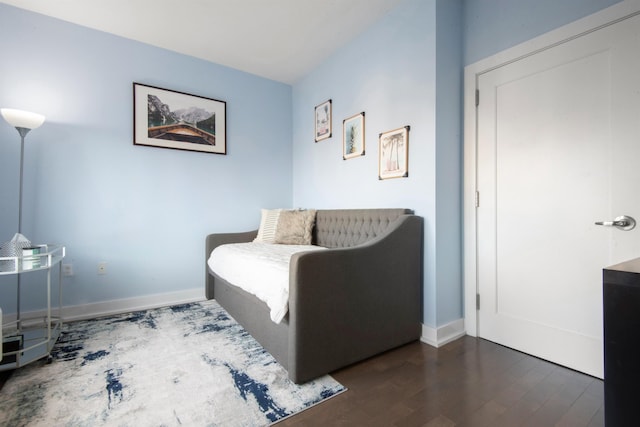 3312 Hudson Ave Unit 3L, Union City, NJ 07087 - living area with wood finished floors and baseboards