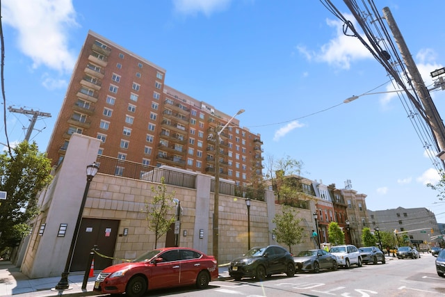 3312 Hudson Ave Unit 3L, Union City, NJ 07087 - view of building exterior