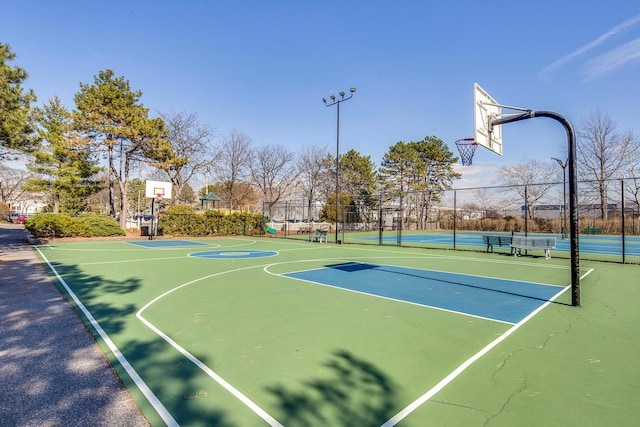 602 Sanderling Ct Unit 602, Secaucus, NJ 07094 - view of sport court featuring community basketball court