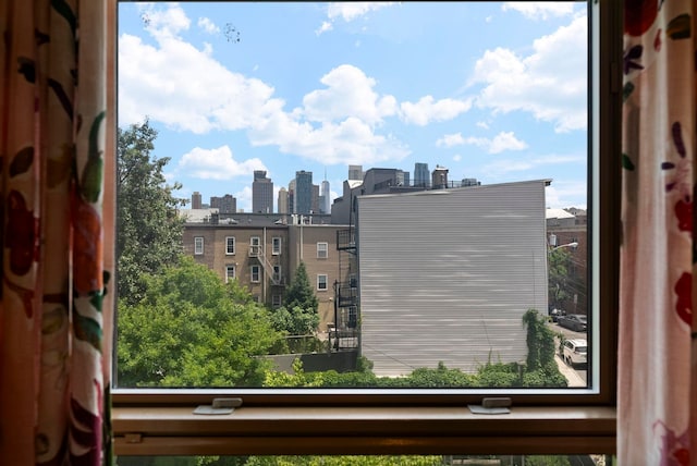390 1st St Unit 3, Jersey City, NJ 07302 - skyline view