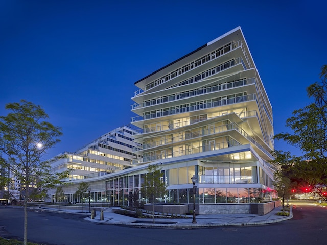 800 Ave At Port Imperial Unit 517, Weehawken, NJ 07086 - view of property at twilight