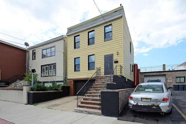 view of front of house featuring a garage