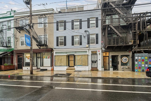 413 Monmouth St Unit 2, Jersey City, NJ 07302 - photo 1