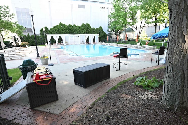 20 2nd St Unit 2111, Jersey City, NJ 07034 - community pool featuring a patio