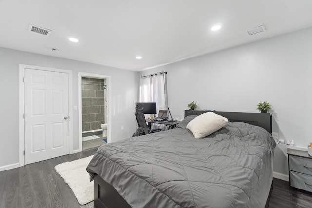 225 Freeman Ave, Jersey City, NJ 07306 - bedroom featuring recessed lighting, visible vents, baseboards, and wood finished floors