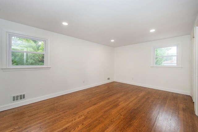 44 Grover Dr, Wayne, NJ 07470 - unfurnished room featuring wood finished floors and recessed lighting