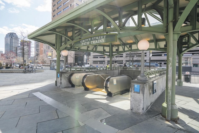 237 3rd St Unit 1, Jersey City, NJ 07302 - surrounding community with a view of city