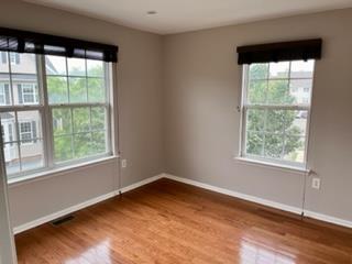 2 Swan Ct, Jersey City, NJ 07305 - photo 6