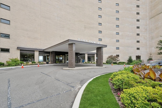 380 Mountain Rd Unit 1012, Union City, NJ 07087 - view of building exterior