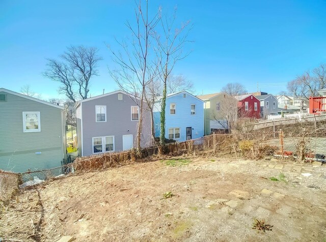 21 Freedom Pl, Jersey City, NJ 07065 - back of house featuring a residential view