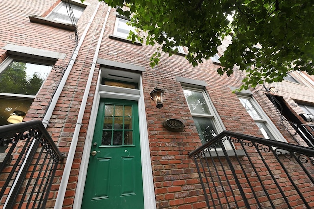 366 7th St Unit 2, Jersey City, NJ 07302 - entrance to property with brick siding