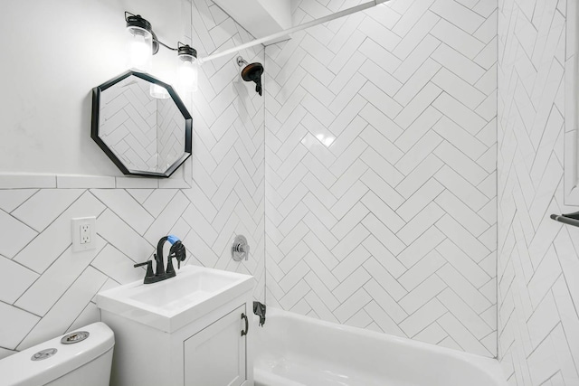 609 New York Ave Unit 2L, Union City, NJ 07087 - bathroom featuring toilet and bathing tub / shower combination