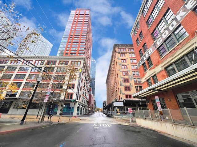 view of building exterior featuring a city view