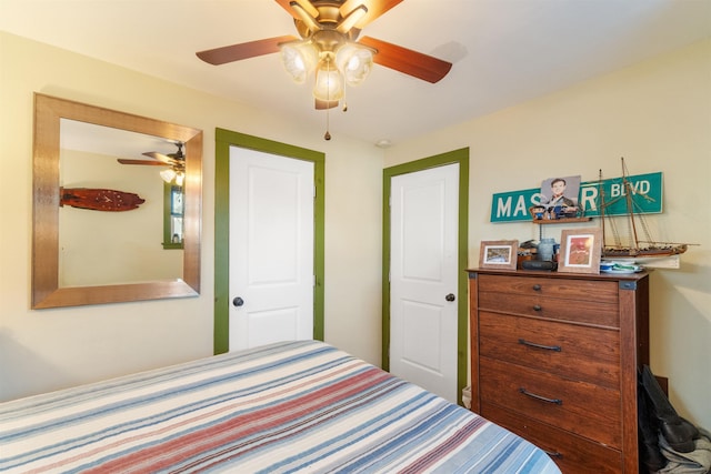 bedroom featuring ceiling fan