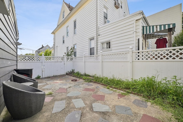 2105 Palisade Ave, Union City, NJ 07087 - fenced backyard featuring a patio